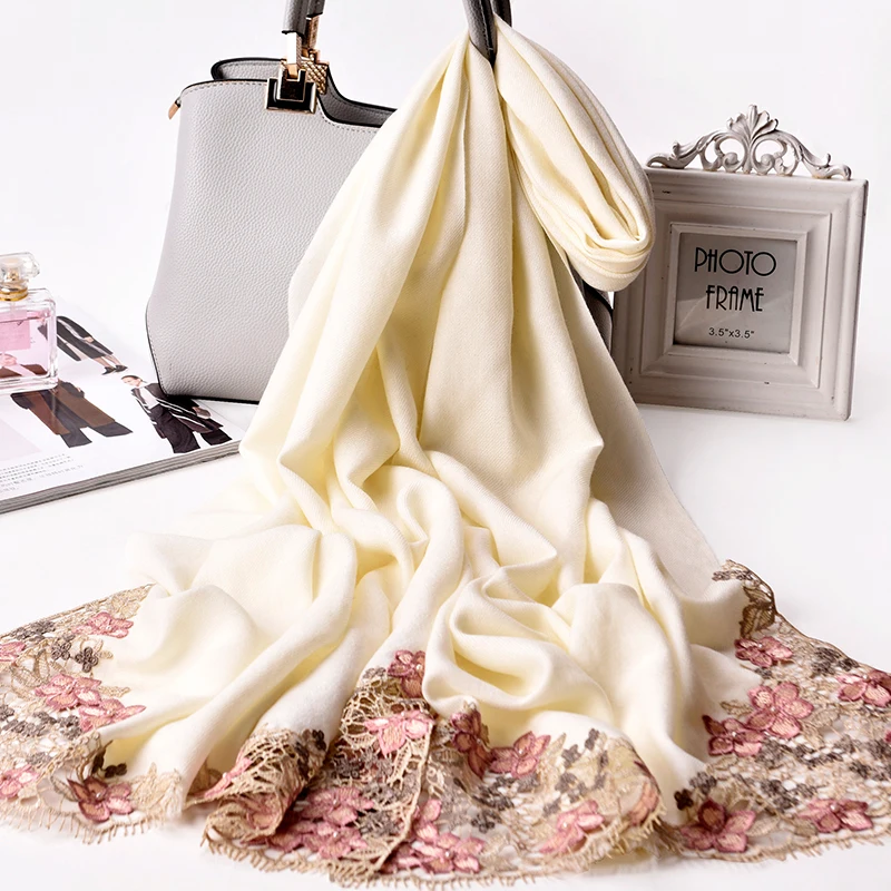 Women 100% Wool Scarf Embroidered Bride Shawls and Wraps for Wedding Echarpe Ladies Winter Pashimina Wool Scarves Foulard Femme
Women 100% Wool Scarf Embroidered Bride Shawls and Wraps for Wedding Echarpe Ladies Winter Pashimina Wool Scarves Foulard Femme