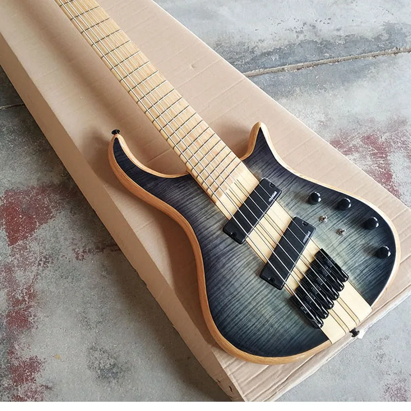 Grote 6 - string bass newly arrived at the neck through the ashtray 6 - string active pickup, black accessories real photos, hig
Grote 6 - string bass newly arrived at the neck through the ashtray 6 - string active pickup, black accessories real photos, hig