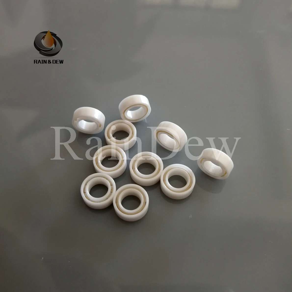 1pc Full Complement Ceramic ZrO2 Ball Bearing Bearings MR74 4mm x 7mm x 2.5mm ABEC-9
1pc Full Complement Ceramic ZrO2 Ball Bearing Bearings MR74 4mm x 7mm x 2.5mm ABEC-9