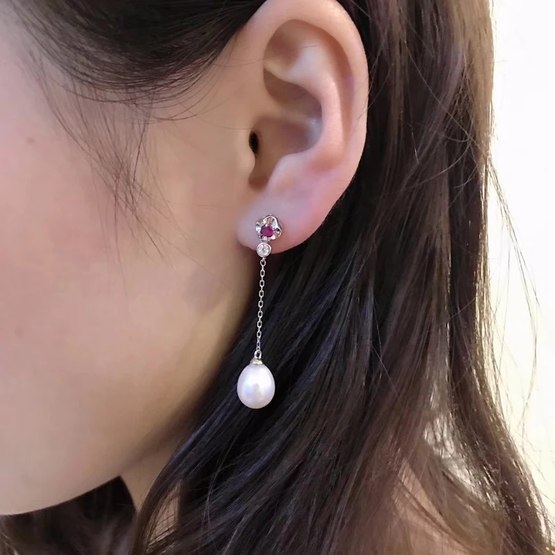 Natural Pearl Earrings for Women Trendy Brand Austria Crystal and Pearl Silver 925 Metal Banquet Earrings Gift Earring for her
Natural Pearl Earrings for Women Trendy Brand Austria Crystal and Pearl Silver 925 Metal Banquet Earrings Gift Earring for her