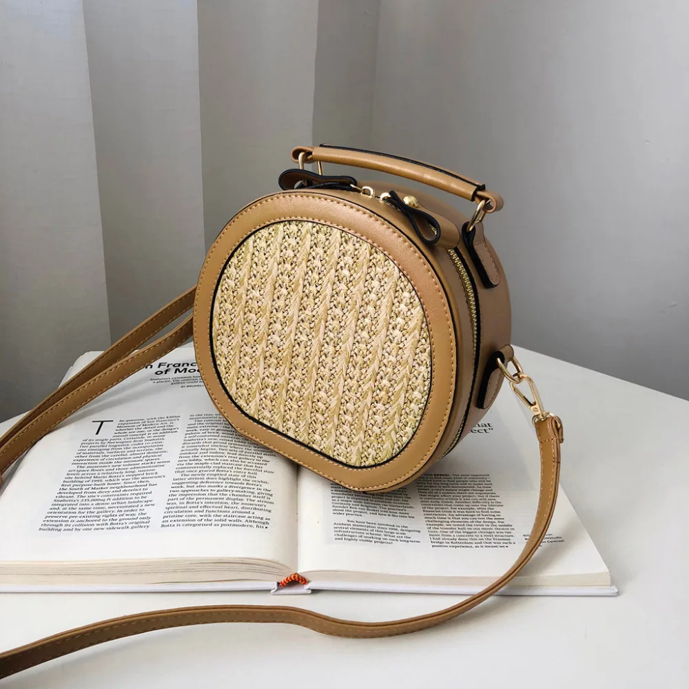 Women Causal Cross Body Bag Handmade Straw Weave PU Leather Messenger Bags 2019 New Small Shoulder Bag Handbag for women 2019 A1
Women Causal Cross Body Bag Handmade Straw Weave PU Leather Messenger Bags 2019 New Small Shoulder Bag Handbag for women 2019 A1