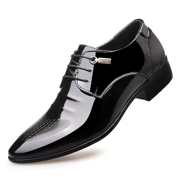 Luxury atmosphere of large size European and American style business casual men's shoes are wearing pointed breathable shoes men
Luxury atmosphere of large size European and American style business casual men's shoes are wearing pointed breathable shoes men