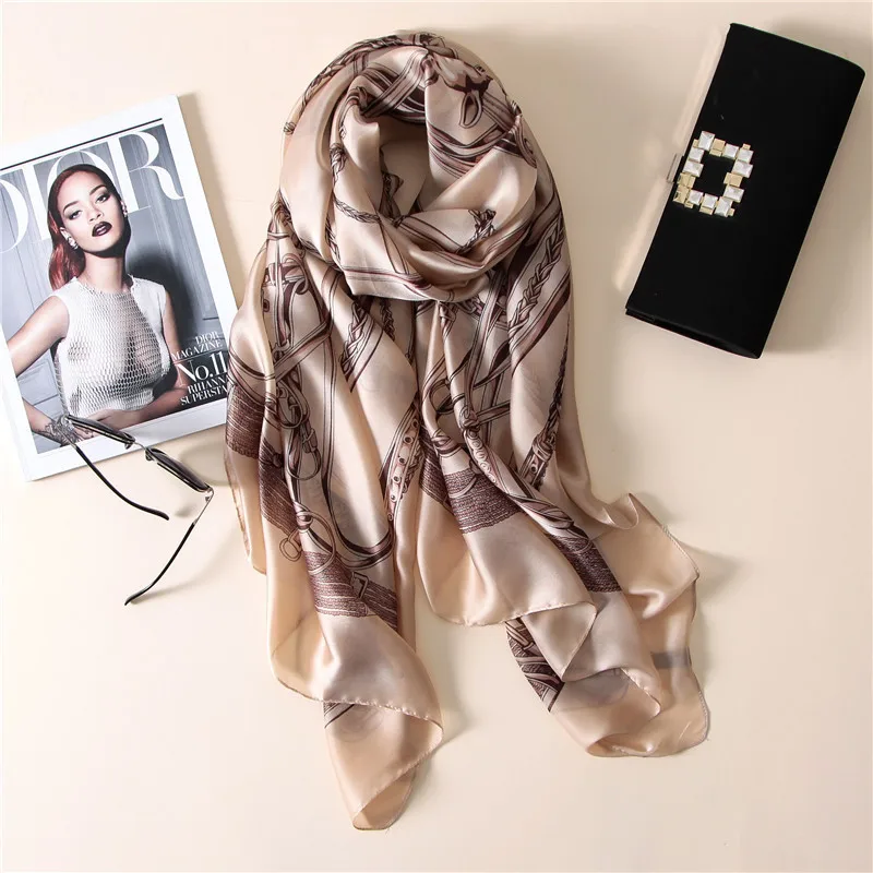 2018 Fashion Women Scarve Digital Print Designer 100% Real Silk Shawl Summer Holiday Beach Sarong Pareo Plus Size 180*90cm
2018 Fashion Women Scarve Digital Print Designer 100% Real Silk Shawl Summer Holiday Beach Sarong Pareo Plus Size 180*90cm