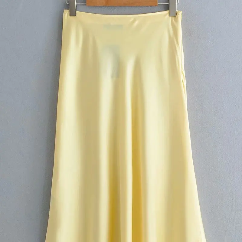 Hot sale XQ9-35-9025 European and American fashionable silk satin half-length skirt
Hot sale XQ9-35-9025 European and American fashionable silk satin half-length skirt