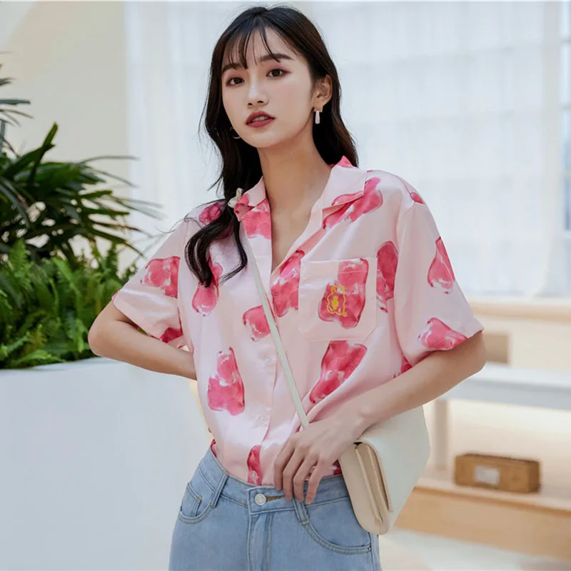Morrowwind Women Cherry Pink Short Sleeve Notched Print Floral Blouse Shirt Blusas Feminino Casual Summer Girls Cotton Tops 2019
Morrowwind Women Cherry Pink Short Sleeve Notched Print Floral Blouse Shirt Blusas Feminino Casual Summer Girls Cotton Tops 2019