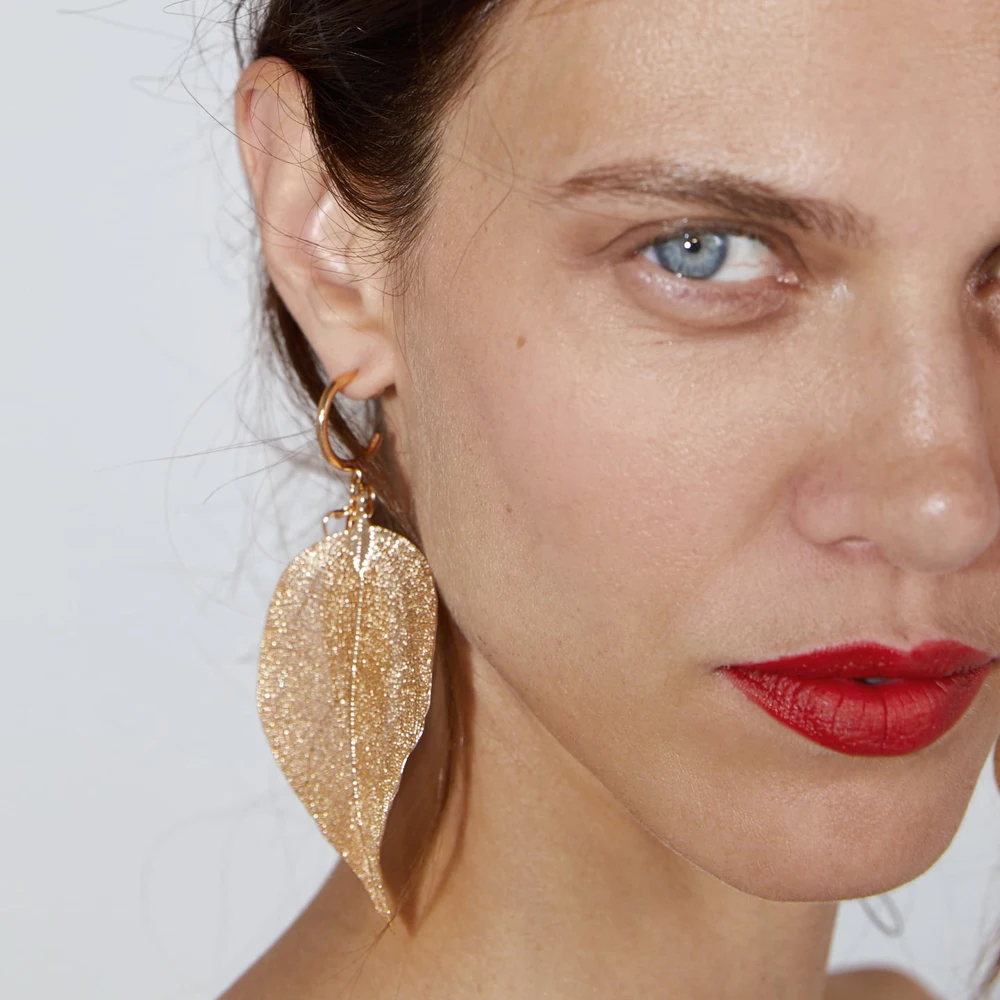 Miwens ZA Newest Style Leaf Metal Drop Earrings Women Summer 2019 Trendy Simulated Pearl Hanging Statement Pendientes Jewelry
Miwens ZA Newest Style Leaf Metal Drop Earrings Women Summer 2019 Trendy Simulated Pearl Hanging Statement Pendientes Jewelry