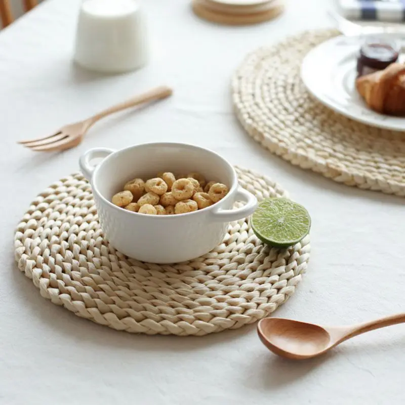 Rattan Placemats Straw Cup Coasters Dining Table Mat Heat Insulation Pot Holder Wicker Drink Coaster Kitchen Accessories
Rattan Placemats Straw Cup Coasters Dining Table Mat Heat Insulation Pot Holder Wicker Drink Coaster Kitchen Accessories