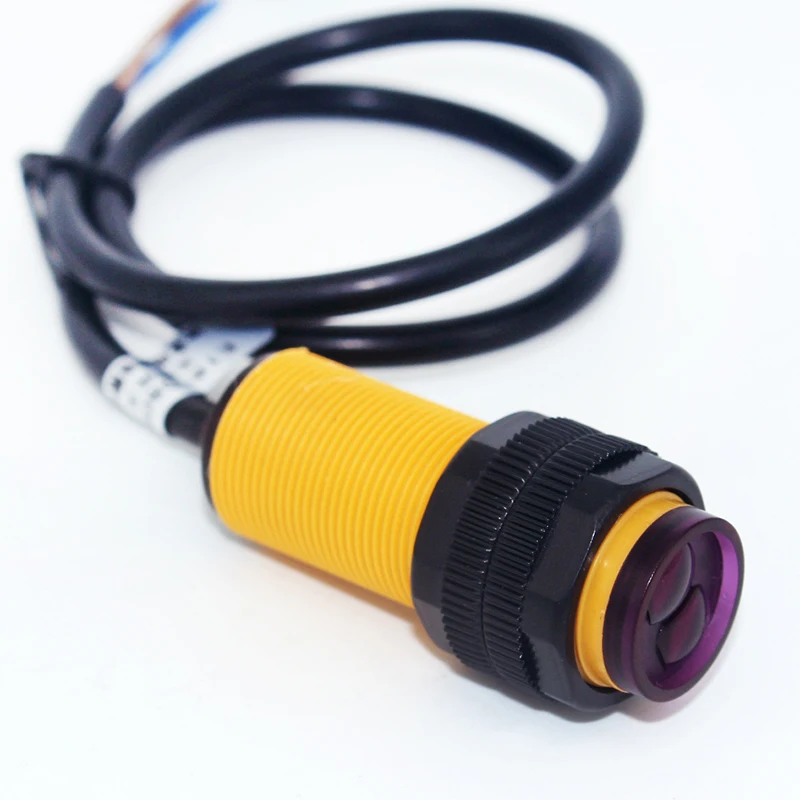 Smart Car Robot E18-D80NK Infrared Obstacle Avoidance Photoelectric Sensor Proximity Switch 3-80cm Detection Range Adjustable
Smart Car Robot E18-D80NK Infrared Obstacle Avoidance Photoelectric Sensor Proximity Switch 3-80cm Detection Range Adjustable