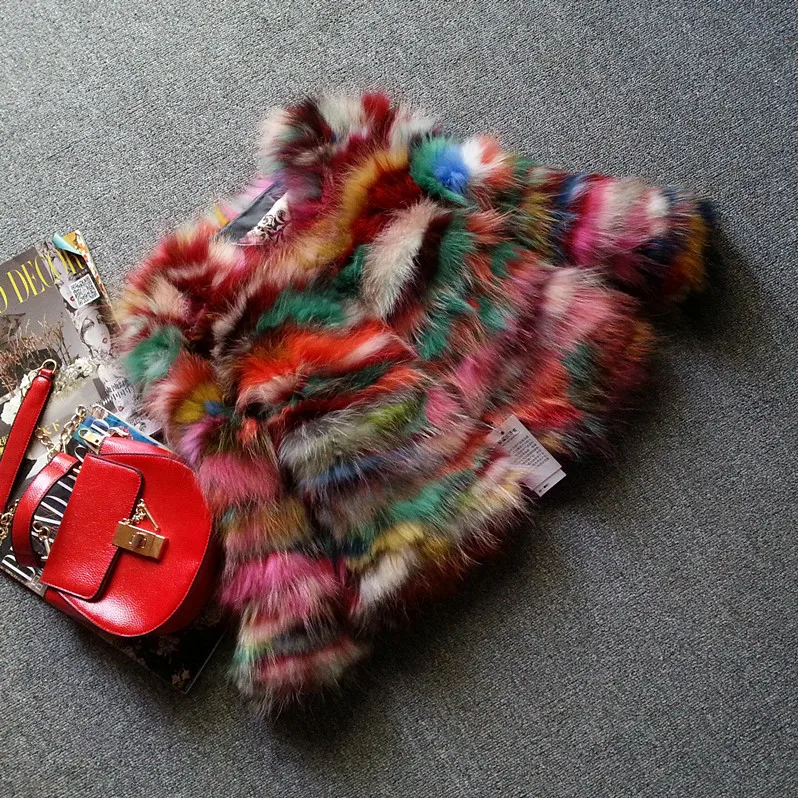 Women Fashion Short Colorful Genuine Raccoon Fur Coat for Girls Cute Chic Windproof Garment Winter Retail Genuine Fur Jacket
Women Fashion Short Colorful Genuine Raccoon Fur Coat for Girls Cute Chic Windproof Garment Winter Retail Genuine Fur Jacket