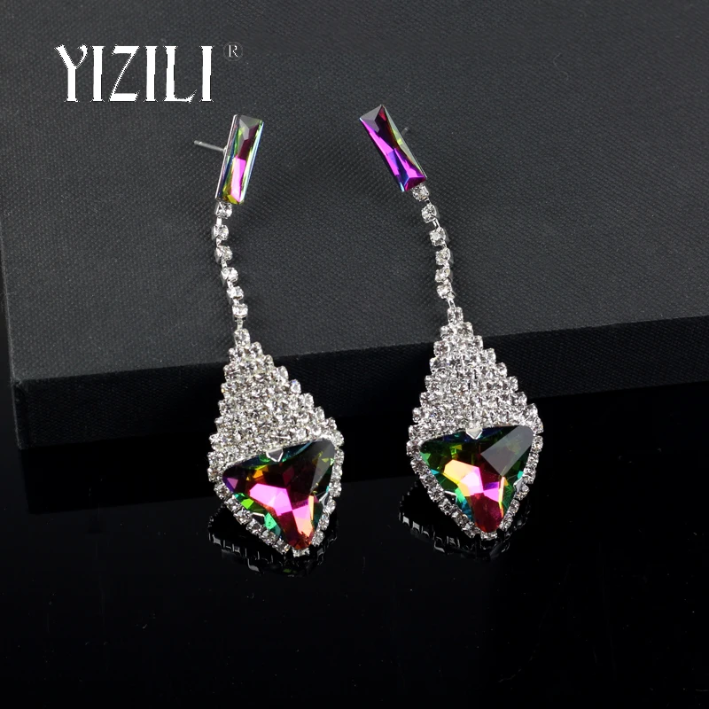 YIZILI Luxury Long Colorful green crystal earrings For Women silver trend big Rhinestone Earrings rhinestone fashion jewelryE078
YIZILI Luxury Long Colorful green crystal earrings For Women silver trend big Rhinestone Earrings rhinestone fashion jewelryE078