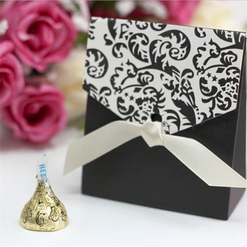 Free Shipping Black 100pcs/lot Candy box/bombonera/candy jar, candy packaging/wedding gift/cart/chocolate box, bonbonniere
Free Shipping Black 100pcs/lot Candy box/bombonera/candy jar, candy packaging/wedding gift/cart/chocolate box, bonbonniere