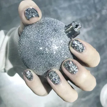Factory Price Wholesales 24pcs Sexy False Nails With Glue Shiny Glitter Sequins Short Fake Nail Summer Beauty Nail Art Tips
Factory Price Wholesales 24pcs Sexy False Nails With Glue Shiny Glitter Sequins Short Fake Nail Summer Beauty Nail Art Tips