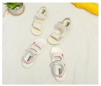 Fashion summer new boys and girls big children soft bottom casual printed letters bear baby children shoes beach children's shoe
Fashion summer new boys and girls big children soft bottom casual printed letters bear baby children shoes beach children's shoe