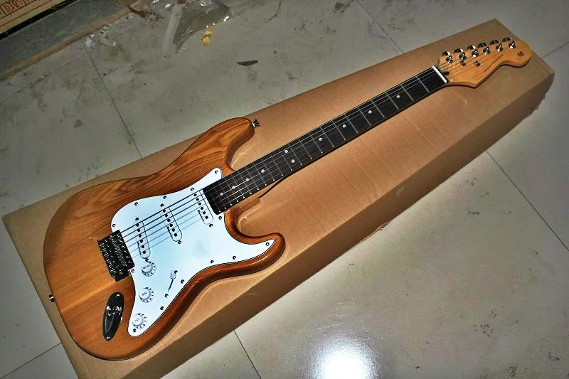 Factory wholesale Top Quality GYST-1051 Ash wood original Color white plate rosewood fretboard Electric Guitar, Free shipping
Factory wholesale Top Quality GYST-1051 Ash wood original Color white plate rosewood fretboard Electric Guitar, Free shipping