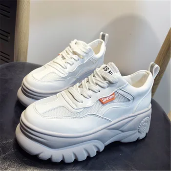 Brand New Fashion casual white sneakers women 2019 Ultralight damping Bright leather Breathable Mesh Thick bottom shoes woman
Brand New Fashion casual white sneakers women 2019 Ultralight damping Bright leather Breathable Mesh Thick bottom shoes woman