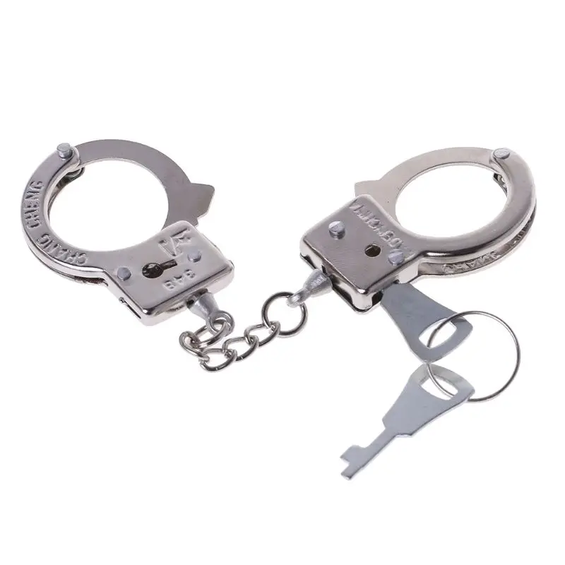 Funny Accessories Metal Keychain Hot Sale New Design Alloy Key Holder Simulation Handcuffs model Key Chain For men Best Gift
Funny Accessories Metal Keychain Hot Sale New Design Alloy Key Holder Simulation Handcuffs model Key Chain For men Best Gift