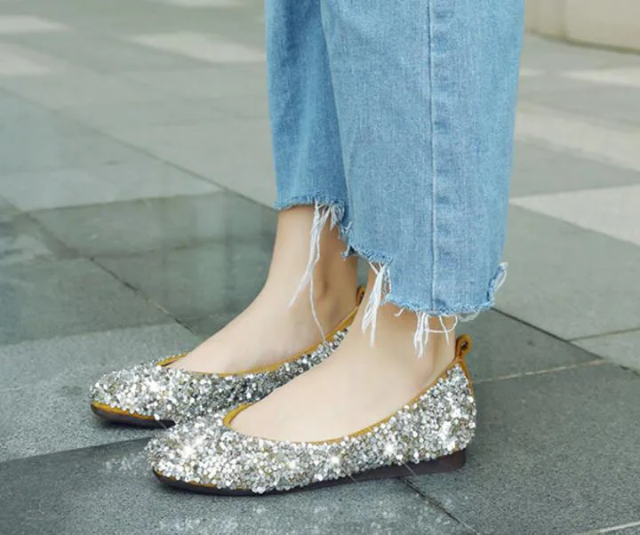 Shiny Woman Flats Women Shoes Zapatos Mujer Sapato Feminino Bling Girls Flat Casual Shallow Ladies Party Wedding slip-on F181688
Shiny Woman Flats Women Shoes Zapatos Mujer Sapato Feminino Bling Girls Flat Casual Shallow Ladies Party Wedding slip-on F181688