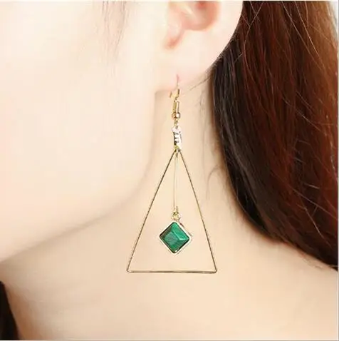 e 1195 Geometric triangle wild earrings green stone ear jewelry handmade fashion simple Japanese and Korean version of vintage j
e 1195 Geometric triangle wild earrings green stone ear jewelry handmade fashion simple Japanese and Korean version of vintage j