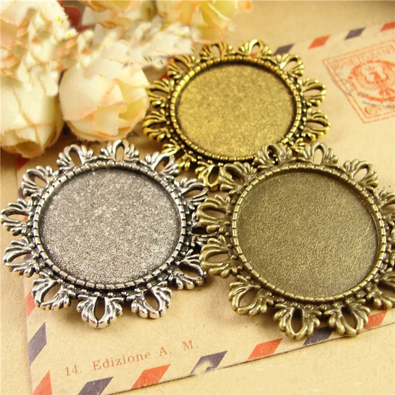 5pcs Vintage Flower Pendant Cabochon Base Settings Bezel Trays Blank Fit 25mm Cabochons Beads DIY Necklace Making
5pcs Vintage Flower Pendant Cabochon Base Settings Bezel Trays Blank Fit 25mm Cabochons Beads DIY Necklace Making