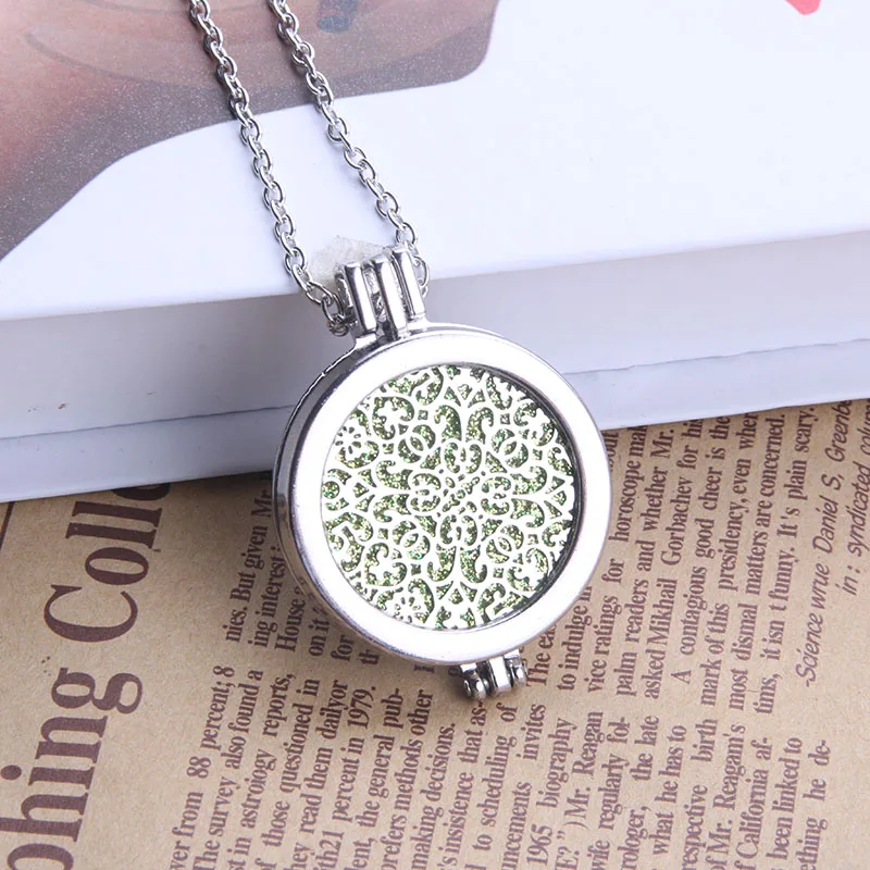 Fashionable and charming aromatherapy box pendant stainless steel necklace is designed for young women.Wholesale preferential
Fashionable and charming aromatherapy box pendant stainless steel necklace is designed for young women.Wholesale preferential