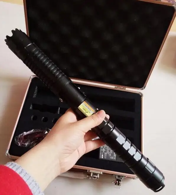 Strong Power Military High Power 500000m Blue Laser Pointer 450nm Burning Match Candle lit Cigarette Wicked Lazer Torch
Strong Power Military High Power 500000m Blue Laser Pointer 450nm Burning Match Candle lit Cigarette Wicked Lazer Torch