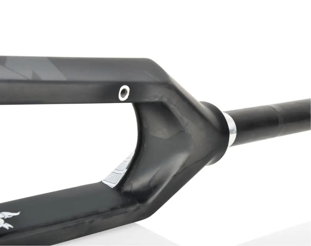 20'AM-TG6-carbon-rigid-fork-bk&white-7