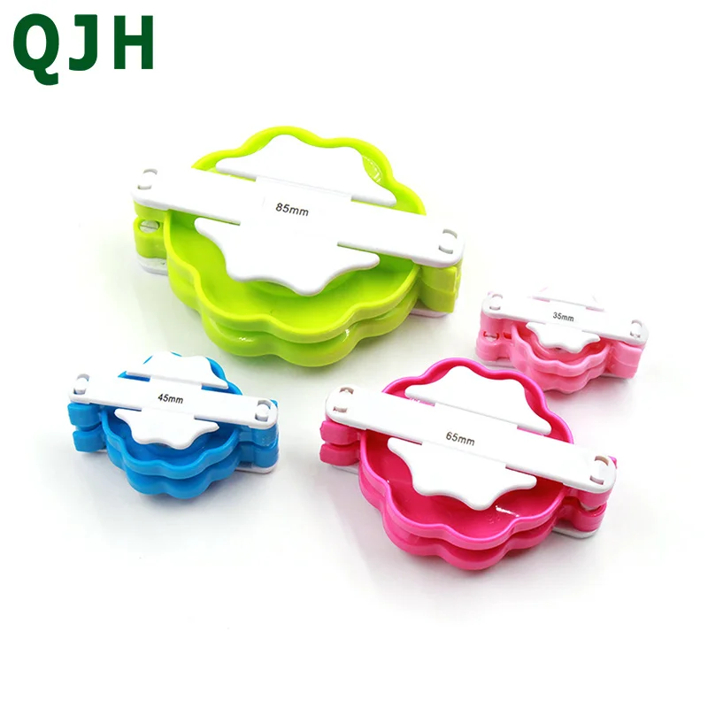 Latest Wool Ball Pompom Makers 35mm/45mm/65mm/85mm DIY Yarn Weaving Tools Knitting Craft Flower Pattern Pompon Schablone
Latest Wool Ball Pompom Makers 35mm/45mm/65mm/85mm DIY Yarn Weaving Tools Knitting Craft Flower Pattern Pompon Schablone