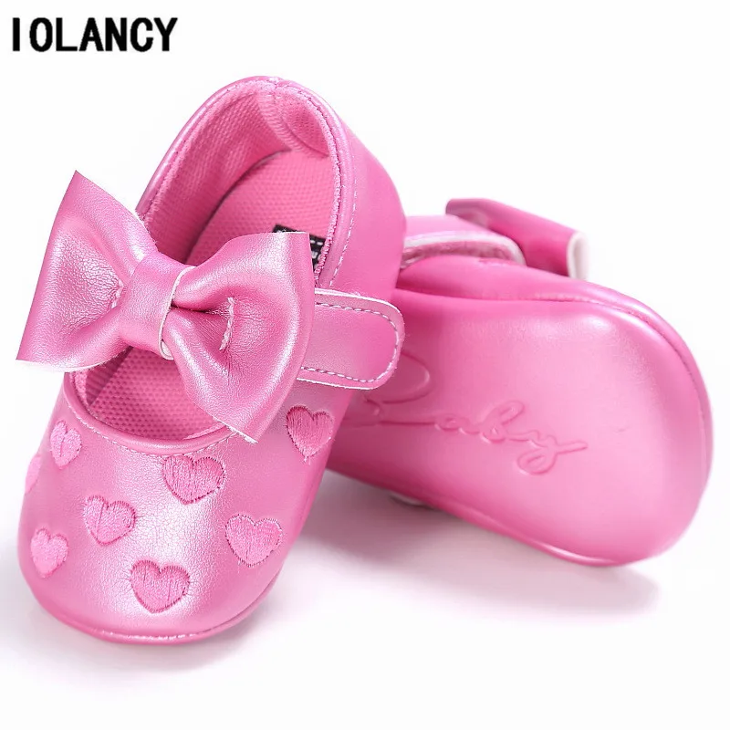 PU Leather Heart Bow Baby Shoes 10 Colors Toddler Baby Moccasins Soft Bottom First Walkers babies Shoes Bota Infantil BS097
PU Leather Heart Bow Baby Shoes 10 Colors Toddler Baby Moccasins Soft Bottom First Walkers babies Shoes Bota Infantil BS097