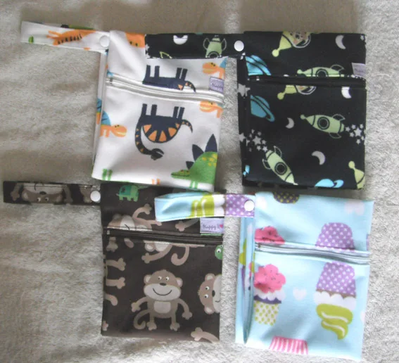 2017 Limited Sale Animal Prints Polyester Nappy Bags Baby Diaper Bags Waterproof Zip Bag Wet Bag---20pcs/lot 30*35cm
2017 Limited Sale Animal Prints Polyester Nappy Bags Baby Diaper Bags Waterproof Zip Bag Wet Bag---20pcs/lot 30*35cm