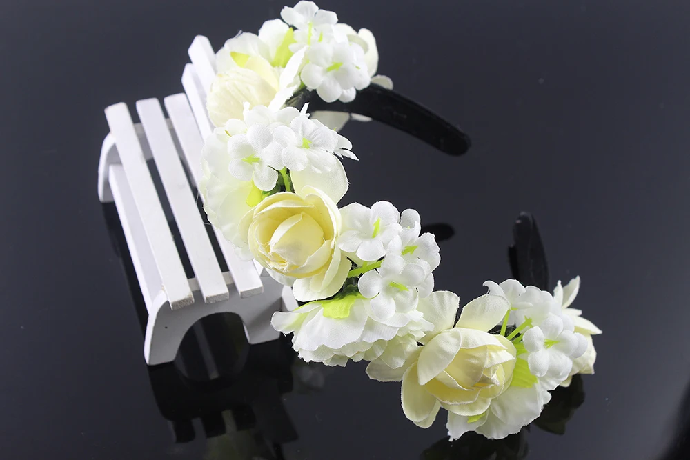 2016 summer style Fashion white bride wedding wreath head flowers wrist flower corsage flower girl hair accessories
2016 summer style Fashion white bride wedding wreath head flowers wrist flower corsage flower girl hair accessories