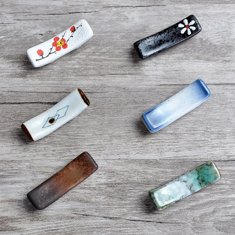 Chopsticks Holders Ceramics Wood Chopsticks Racks Chinese Tableware Household Hotel Cutlery Holders Hand Painted Japanese Style
Chopsticks Holders Ceramics Wood Chopsticks Racks Chinese Tableware Household Hotel Cutlery Holders Hand Painted Japanese Style