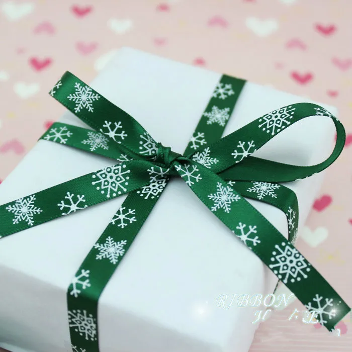 (2Meters/lot) 3/8" (10mm)Green Printed Snowflake Grosgrain Satin Ribbon Christmas Decorative Gift Packing Wedding Crafts Ribbon
(2Meters/lot) 3/8" (10mm)Green Printed Snowflake Grosgrain Satin Ribbon Christmas Decorative Gift Packing Wedding Crafts Ribbon