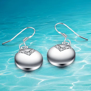 High-quality 925 Sterling Silver wide flat solid circle round card drop earrings for women fashion jewelry wholesale Retail
High-quality 925 Sterling Silver wide flat solid circle round card drop earrings for women fashion jewelry wholesale Retail