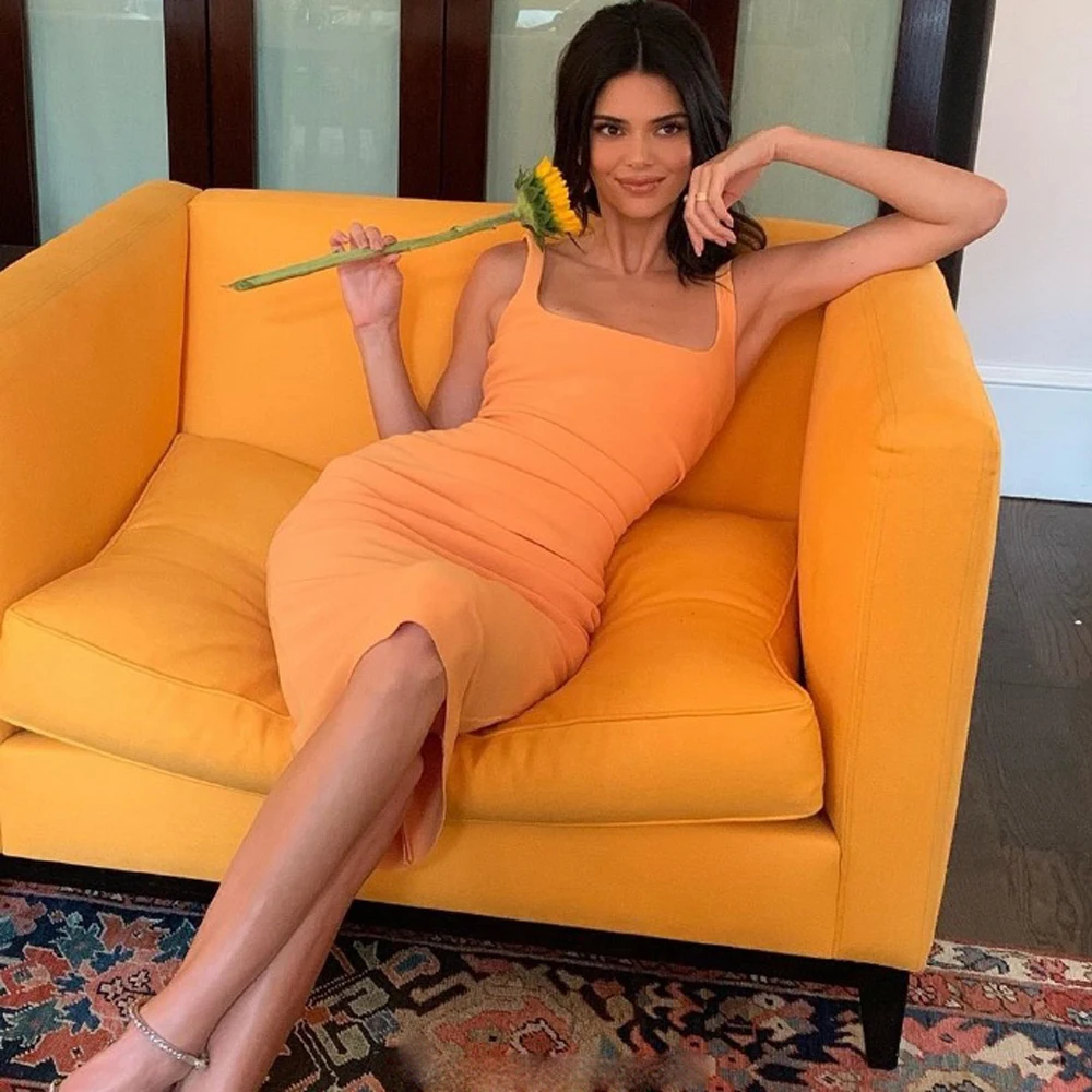 KGFIGU Kendall jenner Yellow bodycon dress 2019 Summer sleeveless skinny ropa mujer knee length vestidos High quality
KGFIGU Kendall jenner Yellow bodycon dress 2019 Summer sleeveless skinny ropa mujer knee length vestidos High quality