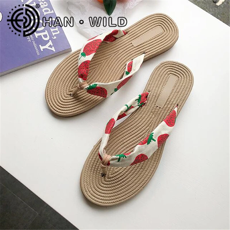 2019 Women's Sandal Summer Ladies Shoes Low Heel Anti Skidding Beach Sandals Polka Dot Flip Flops Women Outdoor Slippers
2019 Women's Sandal Summer Ladies Shoes Low Heel Anti Skidding Beach Sandals Polka Dot Flip Flops Women Outdoor Slippers