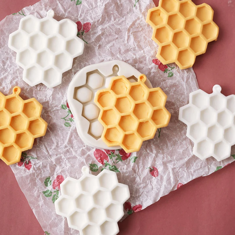 

1pcs Kitchen DIY Handmade Honeycomb Type Silicone Mold Fondant Cake Chocolate Soap Candy Biscuit Sugar Mold Kitchen Accessories