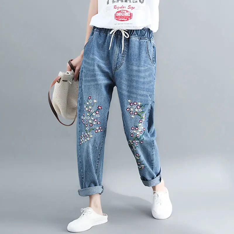 Vintage Jeans Women With High Waist Embroidery Lace Up Boyfriend Jeans Women Denim Casual Streetwear Jeans Pantalon Femme Q1332
Vintage Jeans Women With High Waist Embroidery Lace Up Boyfriend Jeans Women Denim Casual Streetwear Jeans Pantalon Femme Q1332