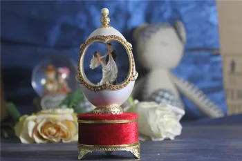 White Eggshell Music Box Royal Style Love Heart Creative gift Wedding Couple Dance Musical box Christmas gift
White Eggshell Music Box Royal Style Love Heart Creative gift Wedding Couple Dance Musical box Christmas gift