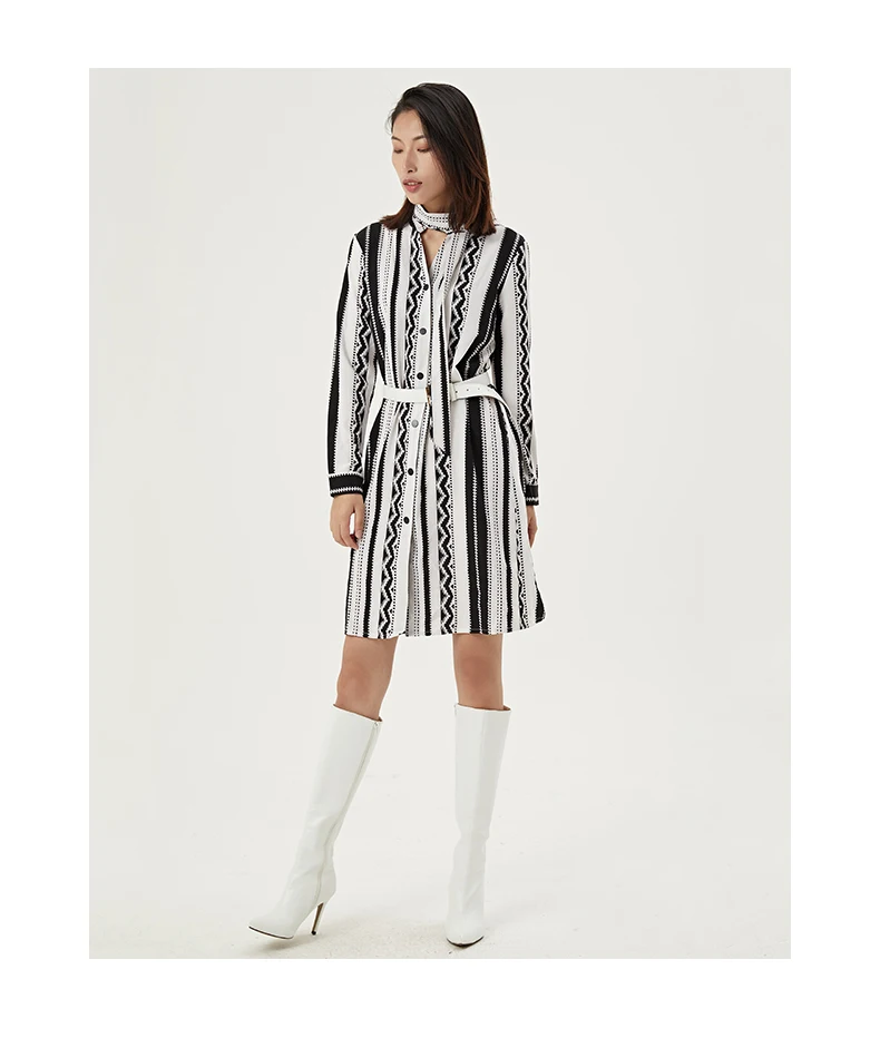 Autumn Printing Dress 2018 Women Elegant A-line Knee-Length Dress Three Quarter Sleeve O-Neck Casual Office Dress Vestidos
Autumn Printing Dress 2018 Women Elegant A-line Knee-Length Dress Three Quarter Sleeve O-Neck Casual Office Dress Vestidos