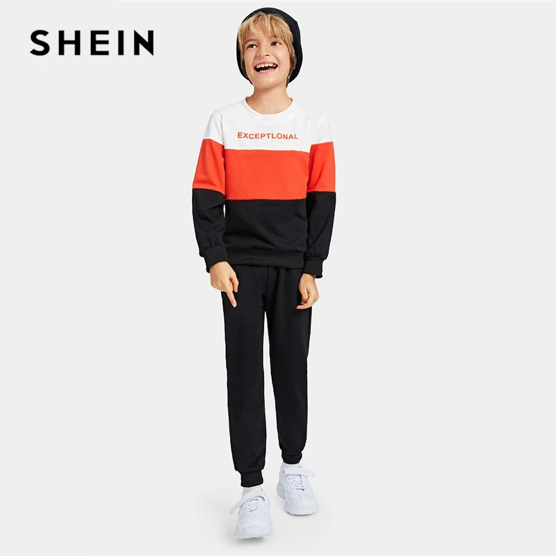 SHEIN Kiddie Letter Print Color Block Sweatshirt And Pants Boys Two Piece Set 2019 Spring Long Sleeve Casual Children Suit Set
SHEIN Kiddie Letter Print Color Block Sweatshirt And Pants Boys Two Piece Set 2019 Spring Long Sleeve Casual Children Suit Set