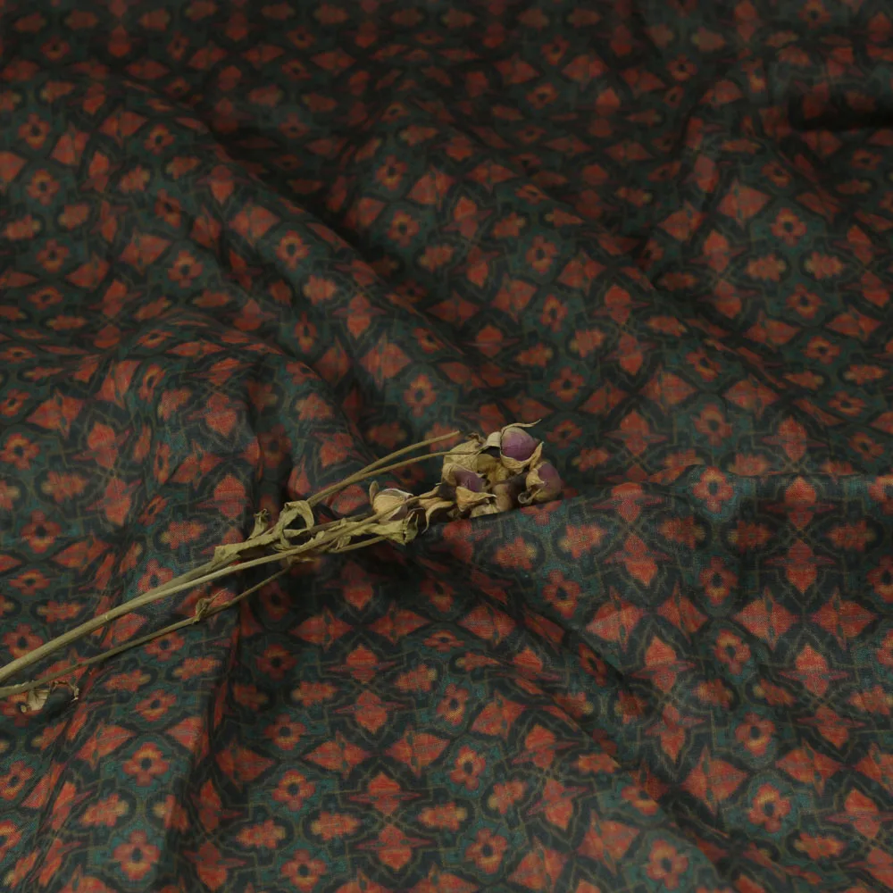 High quality pure ramie material Summer Dark green black floral print sewing fabric High-end clothing gowns and shirts fabric
High quality pure ramie material Summer Dark green black floral print sewing fabric High-end clothing gowns and shirts fabric