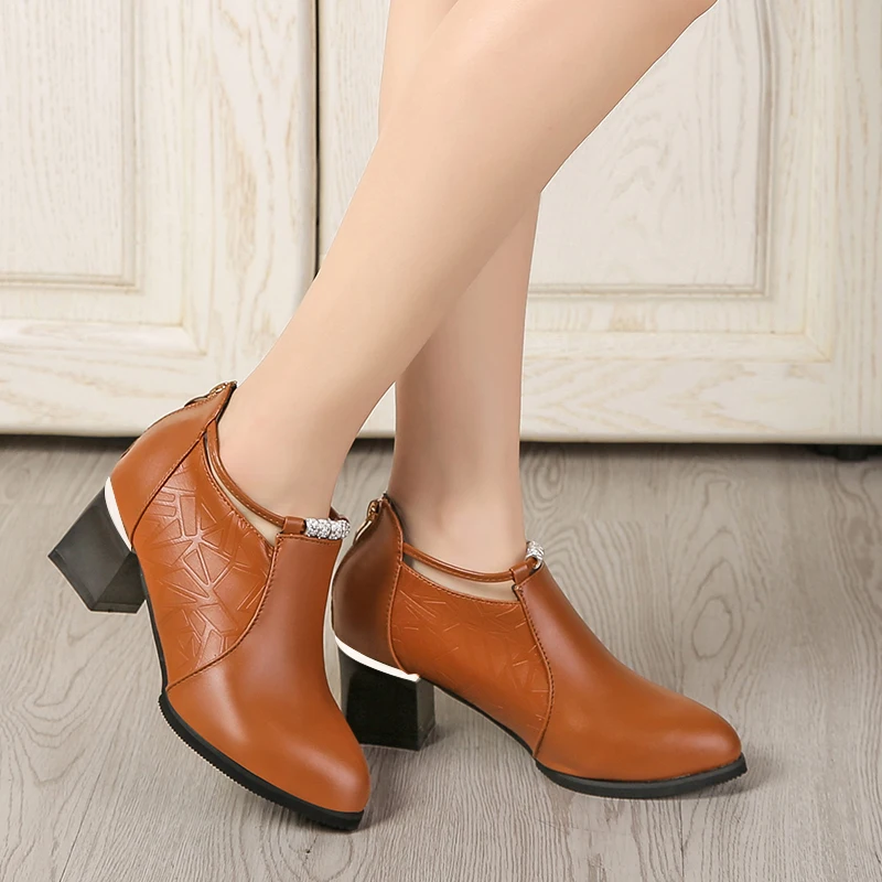 Lucyever Women Thick High Heels Shoes 2019 Spring Autumn Ladies Crystal PU Leather Shoes Woman Casual Footwear Zapatos Mujer
Lucyever Women Thick High Heels Shoes 2019 Spring Autumn Ladies Crystal PU Leather Shoes Woman Casual Footwear Zapatos Mujer