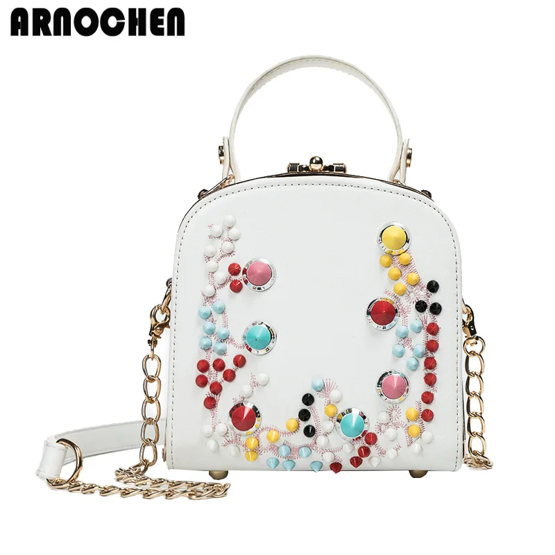 ARNOCHEN 2018 Rivet Small Women Bag PU Leather Handbags Women Messenger Bags Ladies Handbag Tote Bag Crossbody sac a main WYQ386
ARNOCHEN 2018 Rivet Small Women Bag PU Leather Handbags Women Messenger Bags Ladies Handbag Tote Bag Crossbody sac a main WYQ386