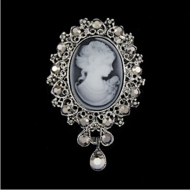 Victoria Antique Gold Silver Vintage Brooch Pins Brand Jewelry Queen Cameo Brooches For Women bride wedding Costome Jewelry Gift
Victoria Antique Gold Silver Vintage Brooch Pins Brand Jewelry Queen Cameo Brooches For Women bride wedding Costome Jewelry Gift