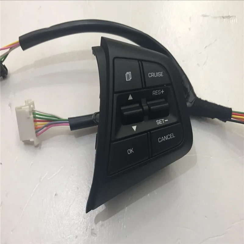 Steering Wheel Cruise Control Buttons Remote Control Button For Hyundai ix25 2.0L (creta) right side with cables
Steering Wheel Cruise Control Buttons Remote Control Button For Hyundai ix25 2.0L (creta) right side with cables