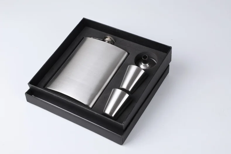 portable 8 OZ stainless steel hip flask pocket Drinkware Flagon gift package Whiskey Wine Pot with wine cup funnel Liquor jugs
portable 8 OZ stainless steel hip flask pocket Drinkware Flagon gift package Whiskey Wine Pot with wine cup funnel Liquor jugs