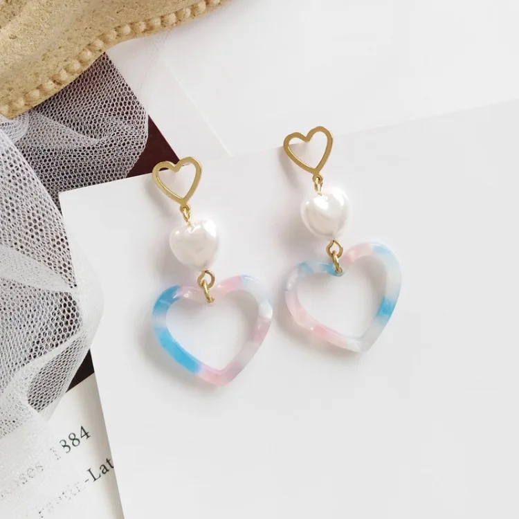 Cute Multicolored Blue Heart Clip Earrings Without Piercing Hollowed out Connected Hearts Slice Clip on Earrings NO Ears Hole
Cute Multicolored Blue Heart Clip Earrings Without Piercing Hollowed out Connected Hearts Slice Clip on Earrings NO Ears Hole
