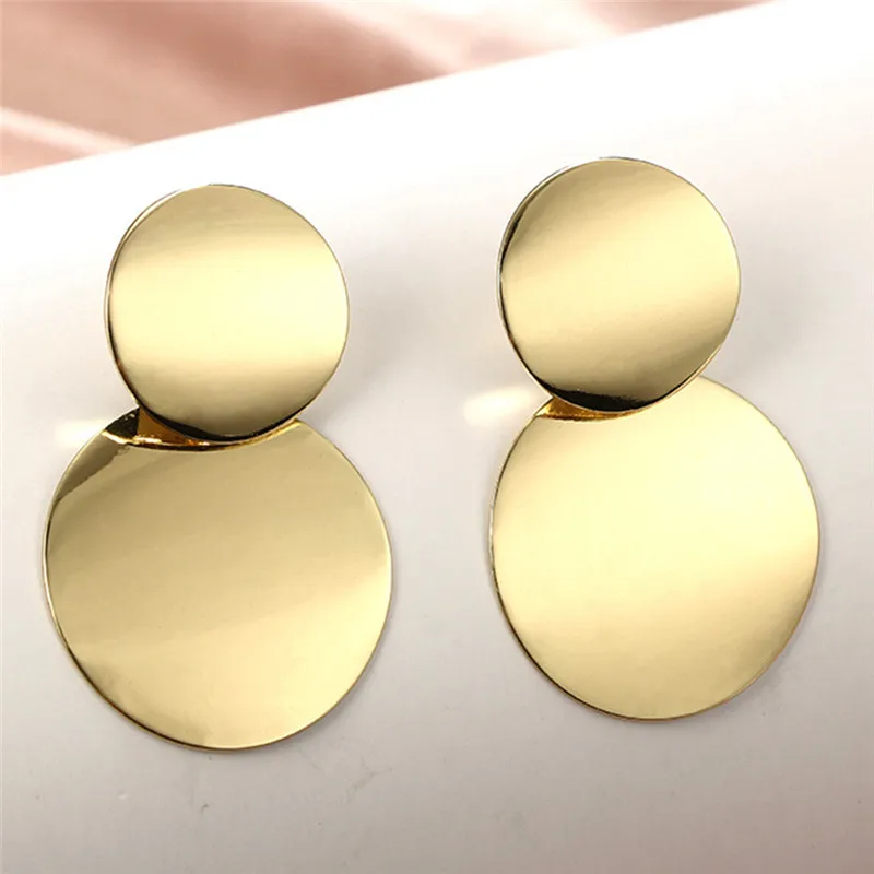 Vintage Round Wafer Earrings Fashion Jewelry Big Metal Rounded Earrings For Women Gift Fashion Earrings
Vintage Round Wafer Earrings Fashion Jewelry Big Metal Rounded Earrings For Women Gift Fashion Earrings