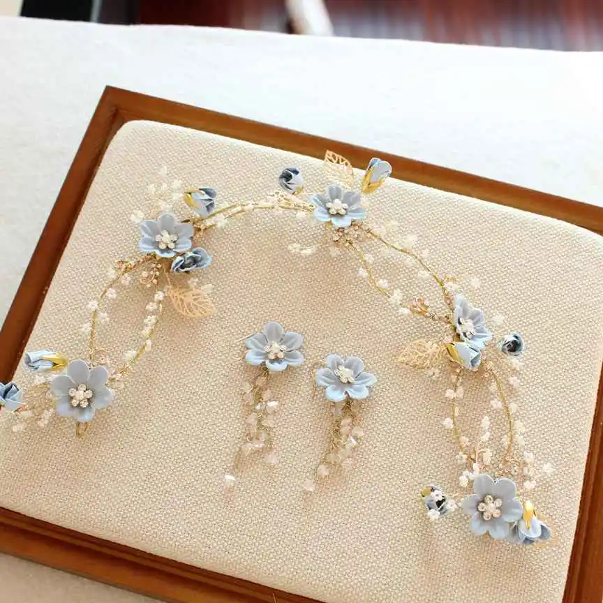 blue flower hand beads long hair decoration crystal earrings bridal hairbands bridal tiara wedding headdress women
blue flower hand beads long hair decoration crystal earrings bridal hairbands bridal tiara wedding headdress women