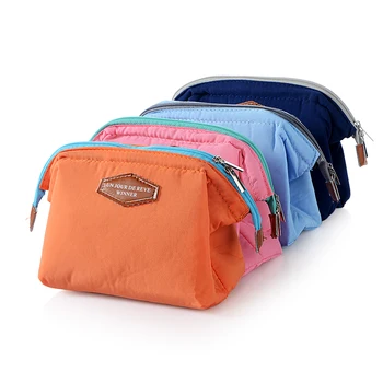 Outdoor Portable Training Bags Key Card Towel Sweat Bands Holder Travel Wash Bag Large Capacity Package
Outdoor Portable Training Bags Key Card Towel Sweat Bands Holder Travel Wash Bag Large Capacity Package